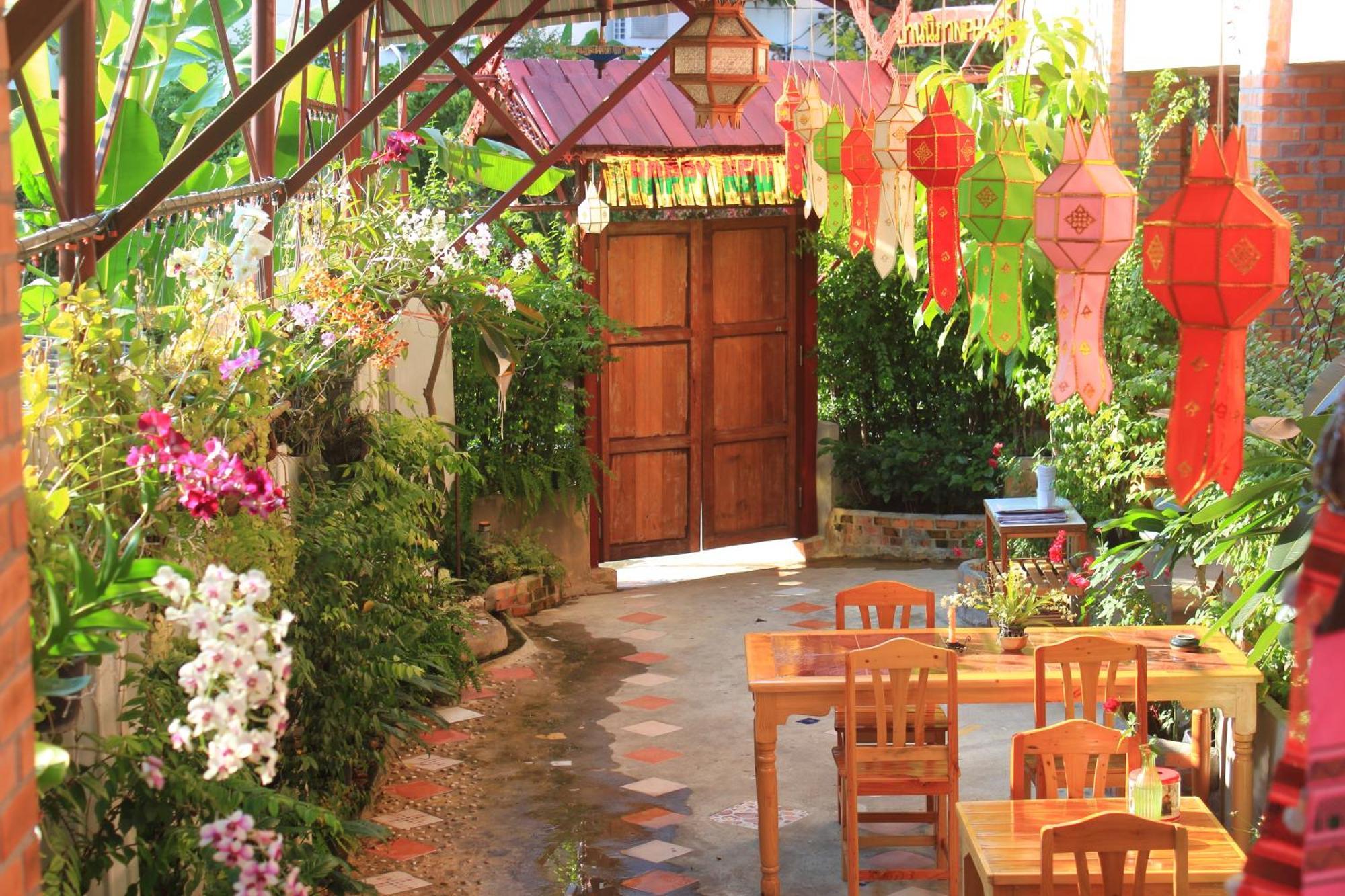 Boutique House Nipha Chiang Mai Exterior foto