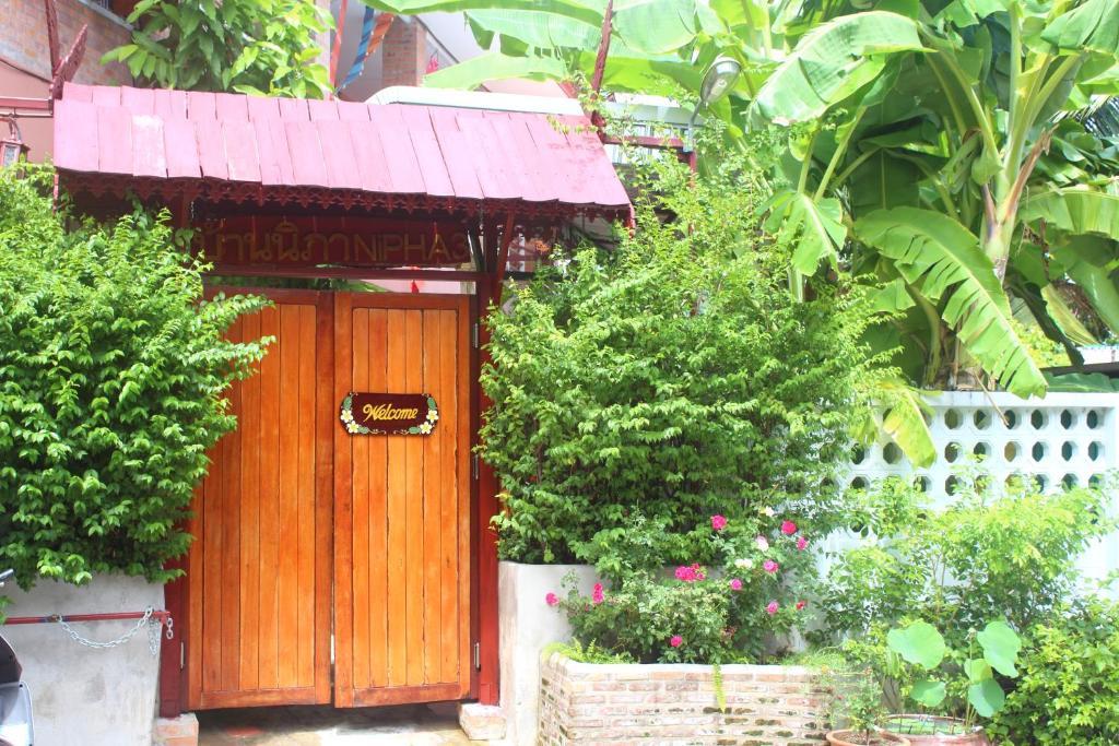 Boutique House Nipha Chiang Mai Exterior foto