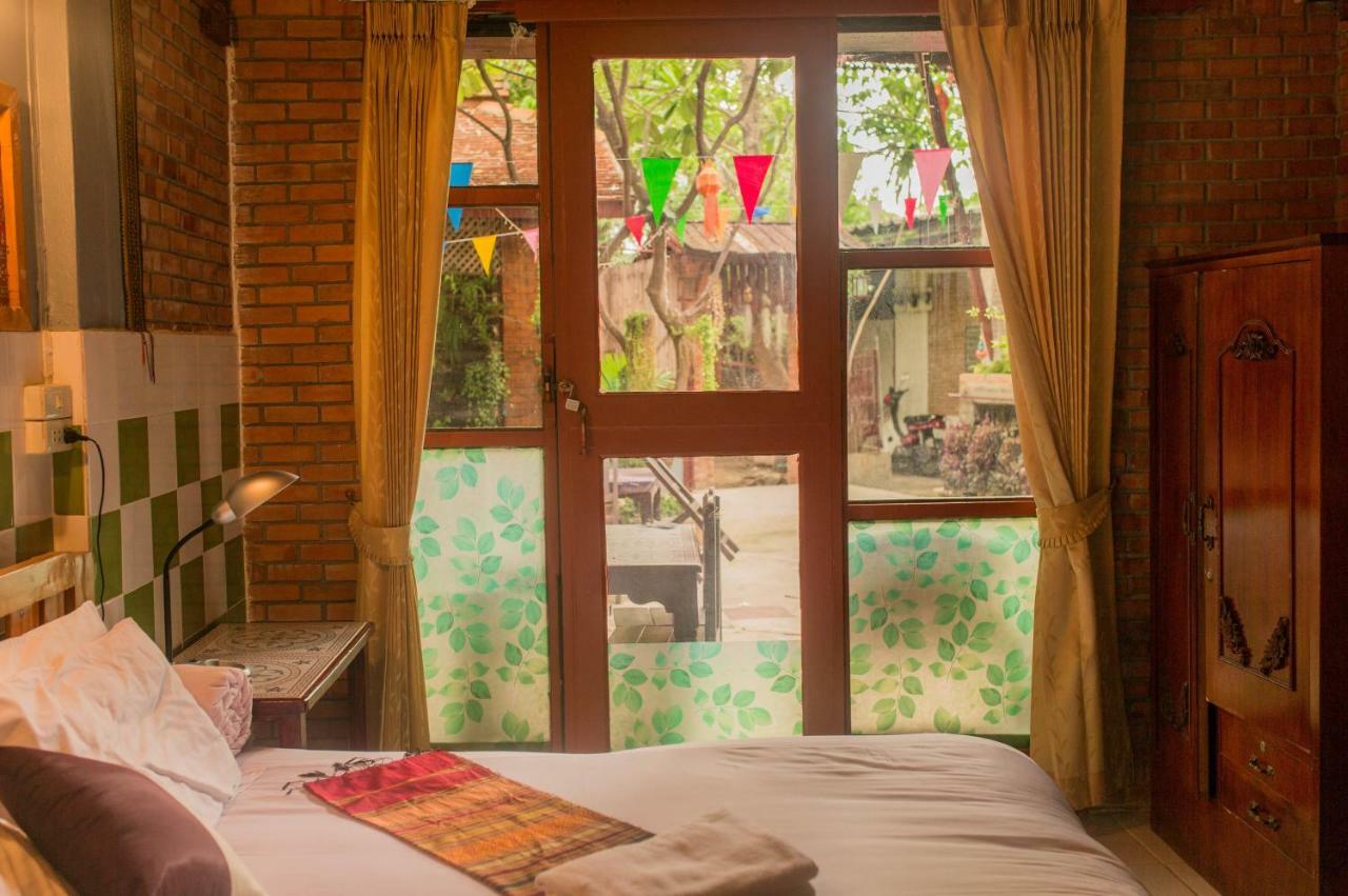 Boutique House Nipha Chiang Mai Exterior foto