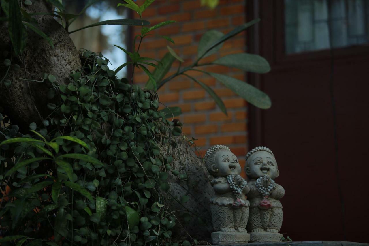 Boutique House Nipha Chiang Mai Exterior foto